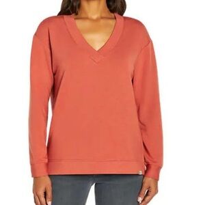 Orvis Classic orange coral V-Neck sweatshirt—please read!